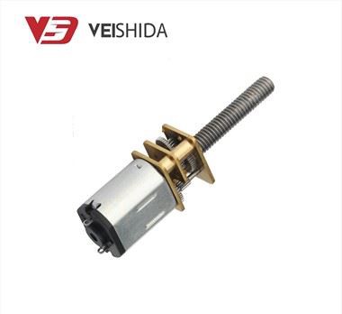 Silnik elektryczny z redukcją biegów